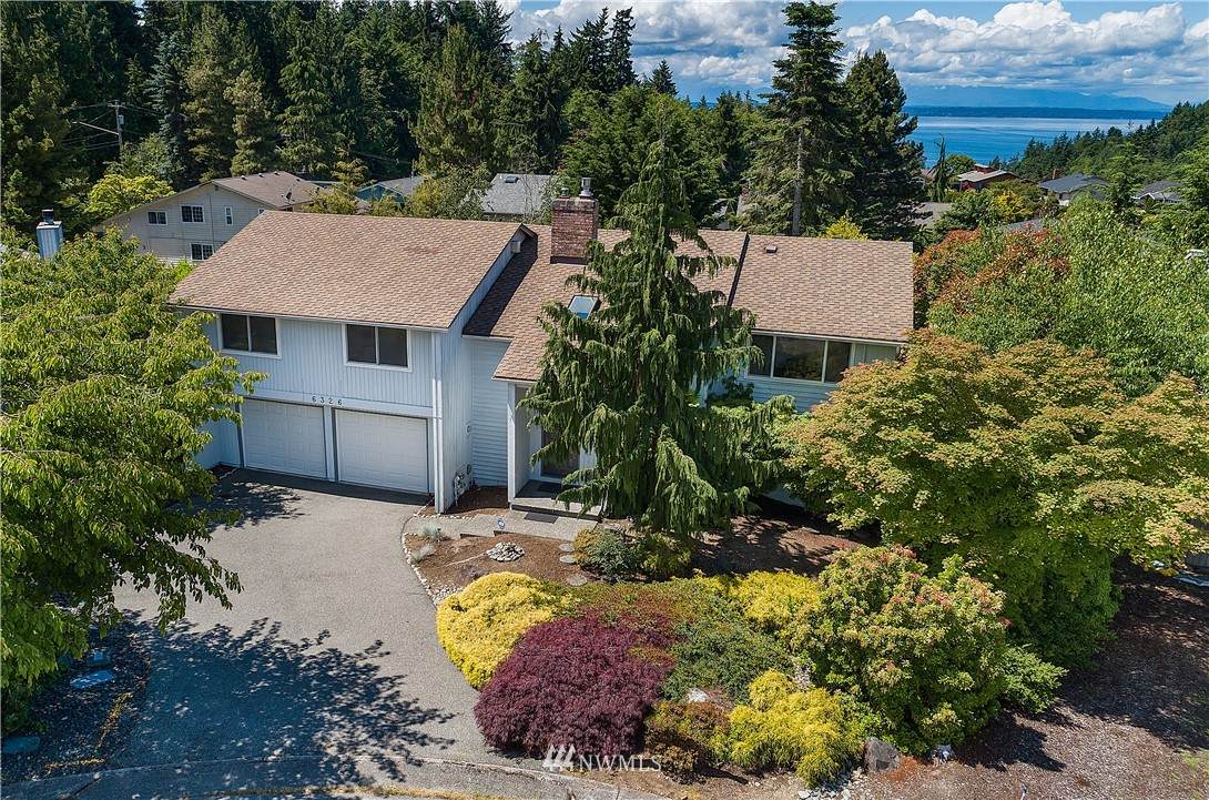 6326 147th Street - Photo 1