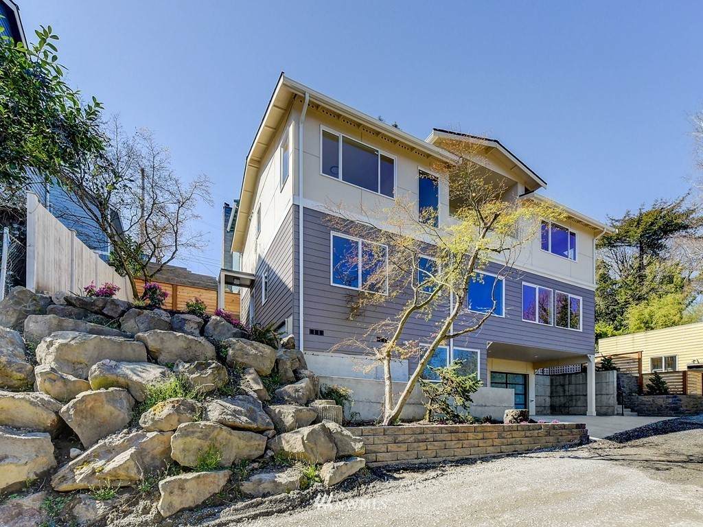 9842 Arrowsmith Avenue - Photo 1