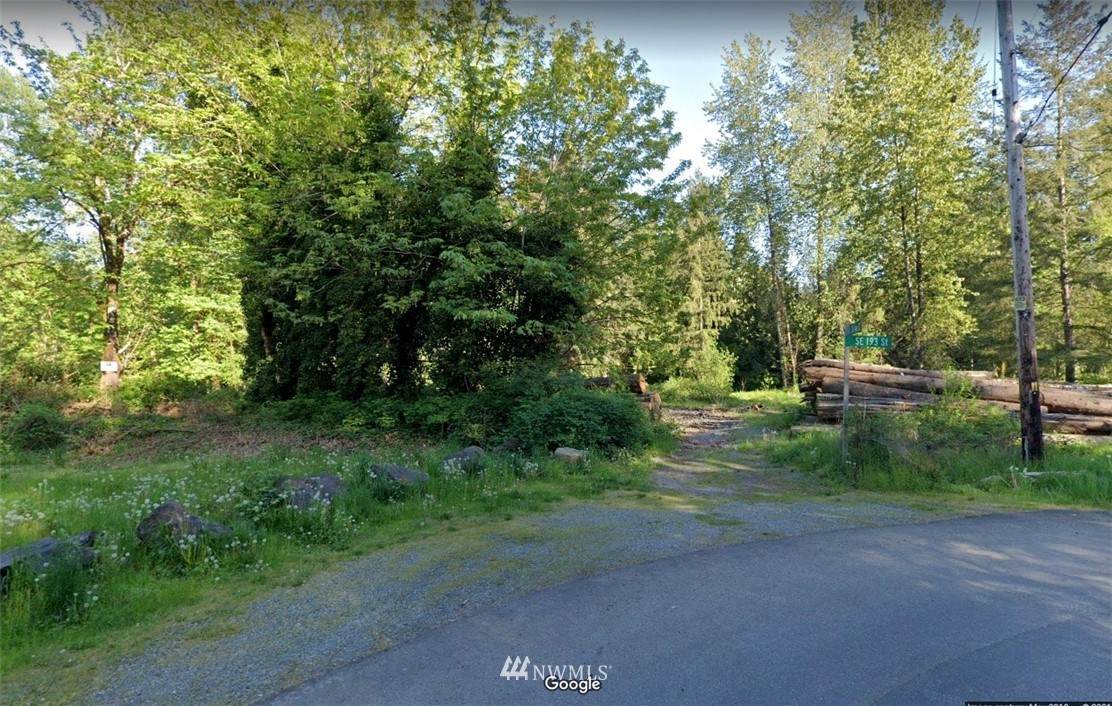 216 193rd Street - Photo 1