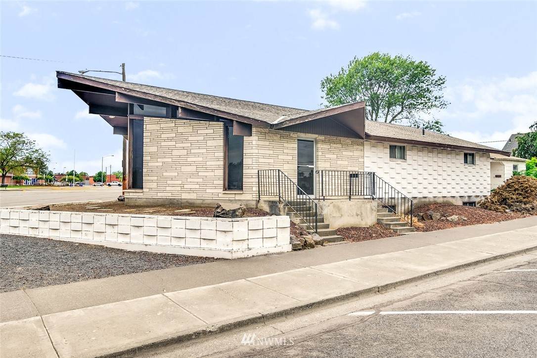 410 Beech Street - Photo 1