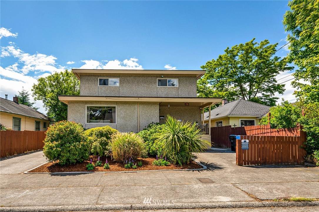 6727 7th Avenue - Photo 1