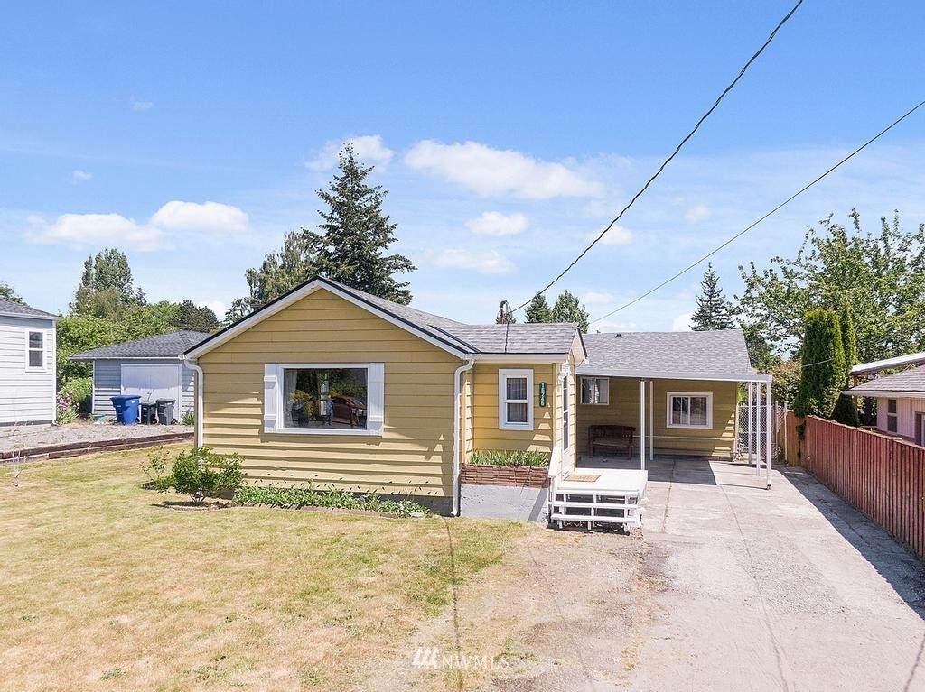 16246 11th Avenue - Photo 1