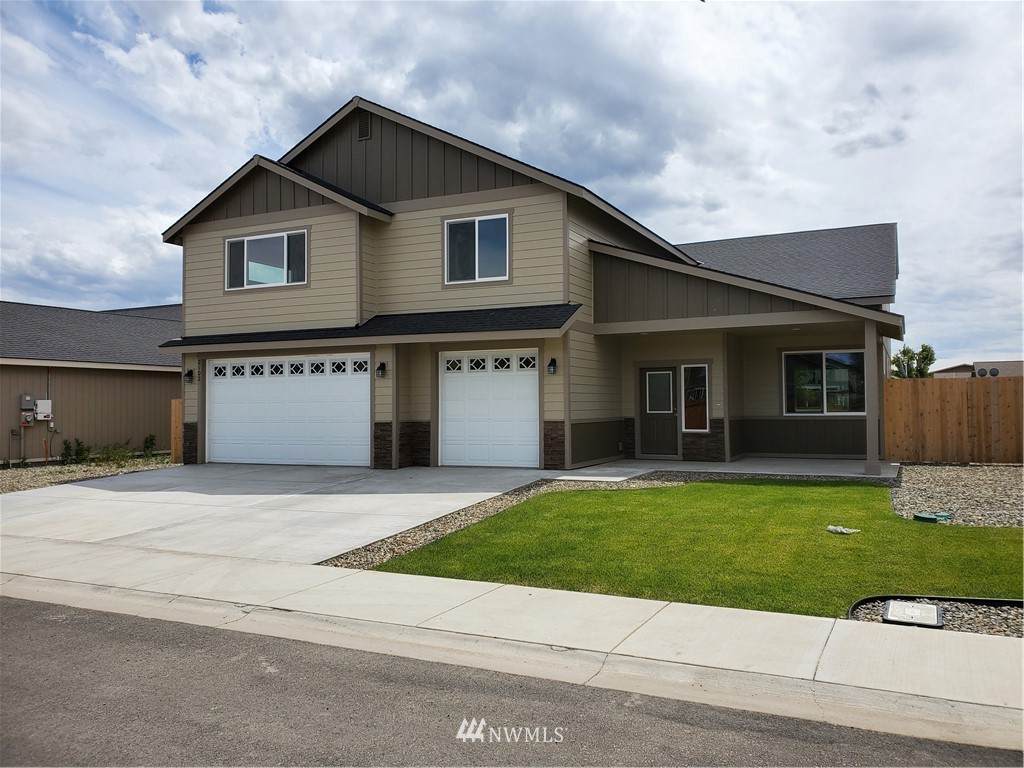 2102 Sunnyview Lane - Photo 1