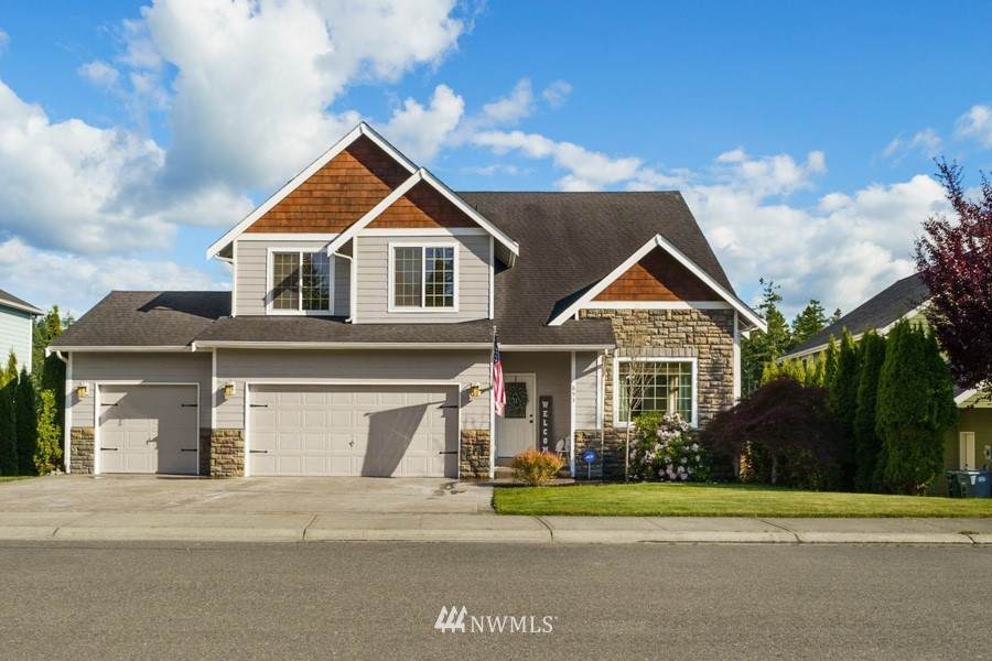 853 Center Street - Photo 1