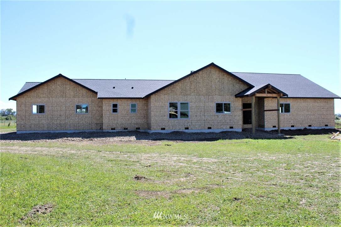 560 Gracie Lane - Photo 1