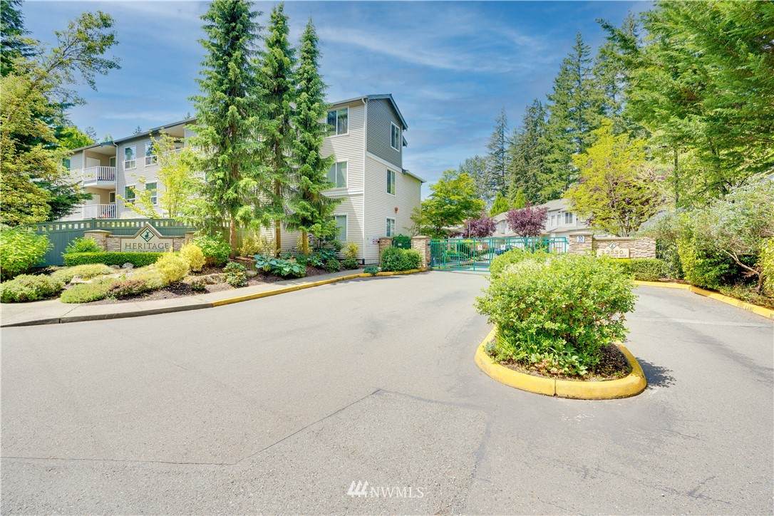 12530 Admiralty Way - Photo 1