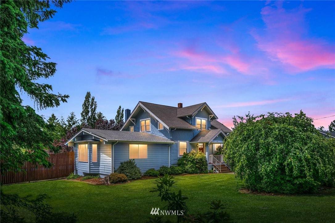 9122 Vickery Avenue - Photo 1