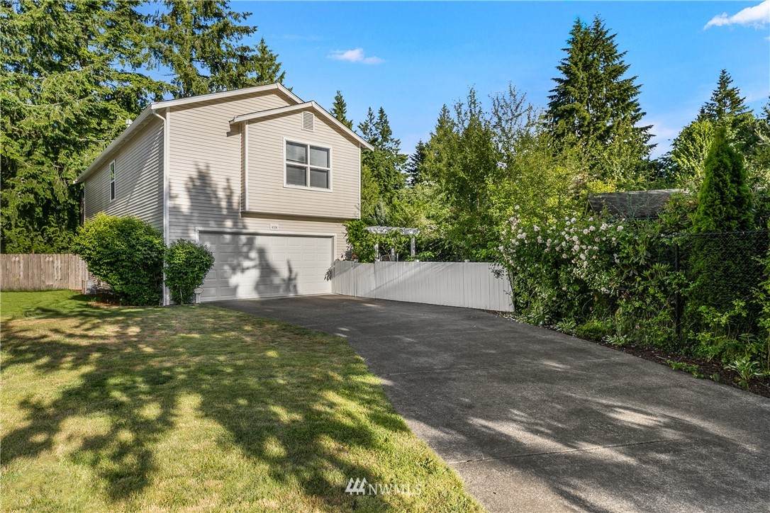 4324 Wonderwood Lane - Photo 1