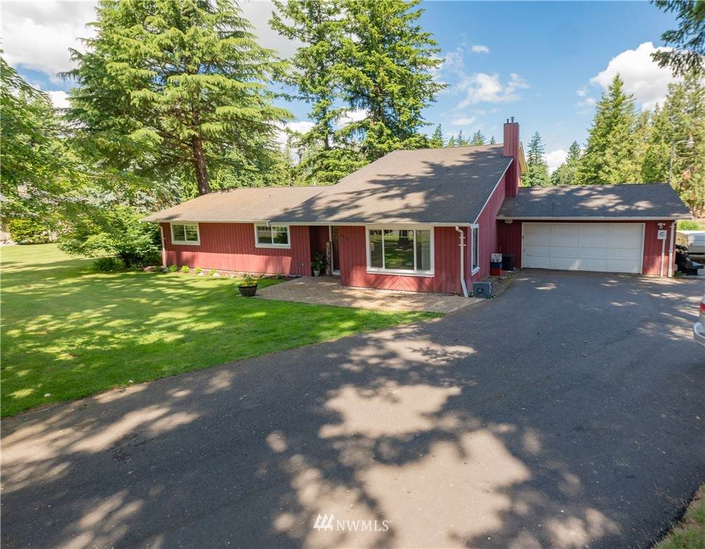 8553 Lynnwood Drive - Photo 1