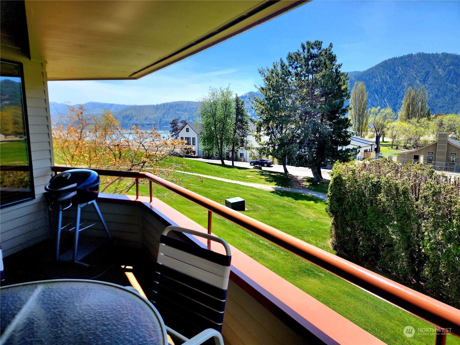 1 Lodge 610-I - Photo 1