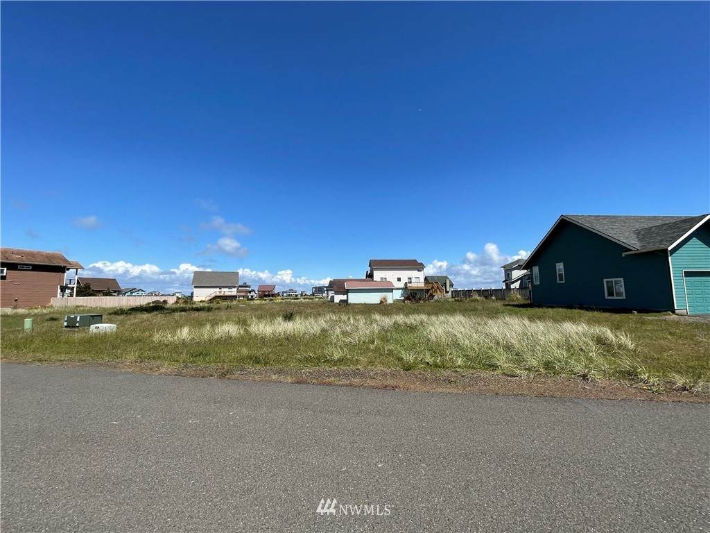 1484 Tradewind Avenue - Photo 1