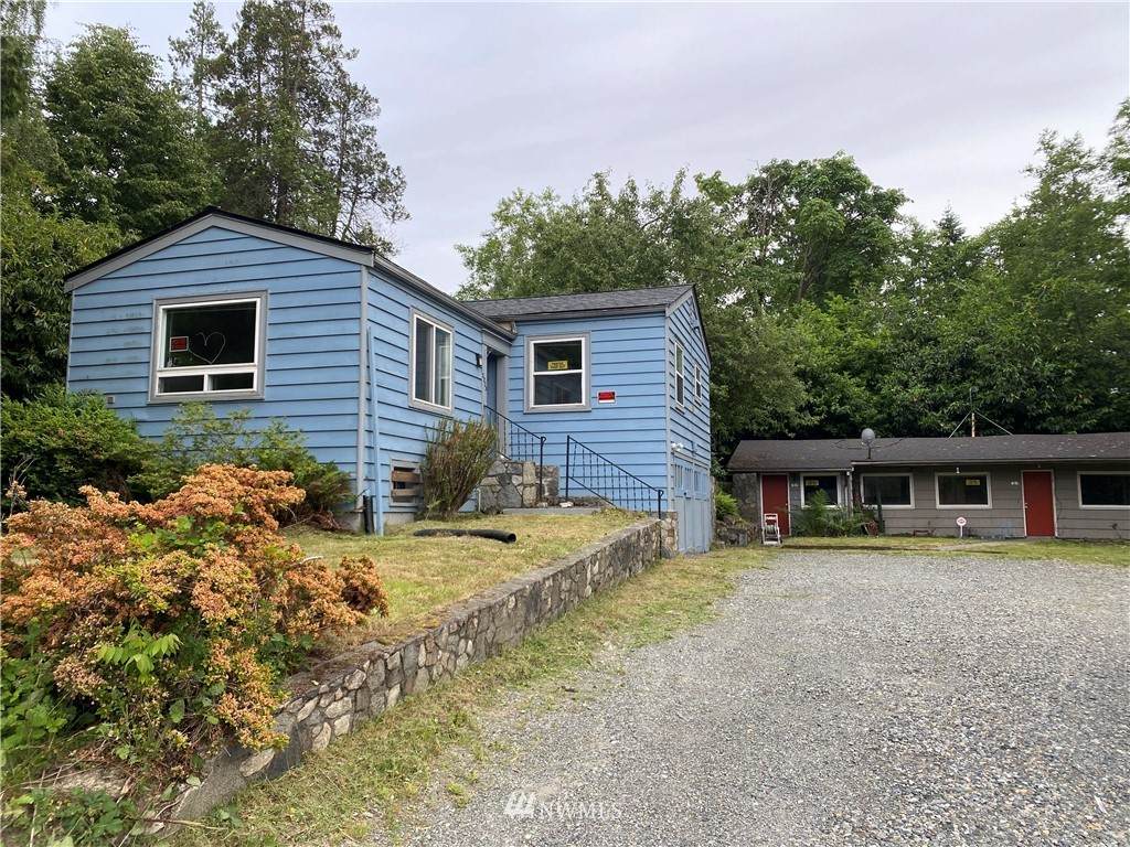 2233 116th Street - Photo 1