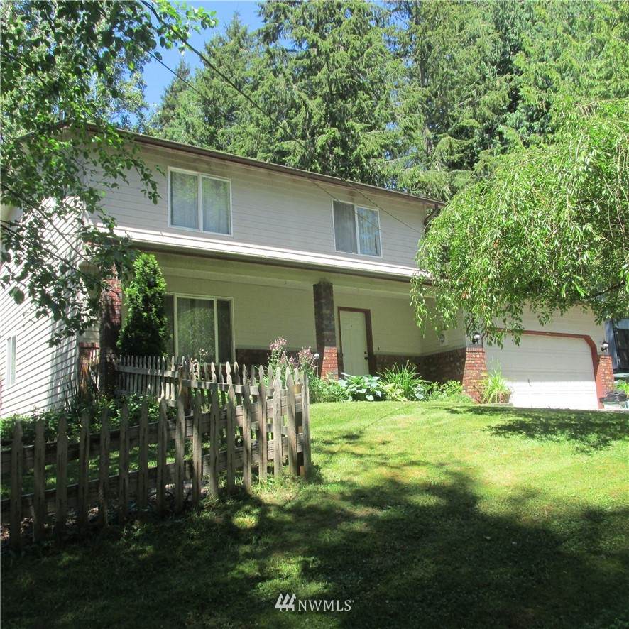 633 Crest Lane - Photo 1