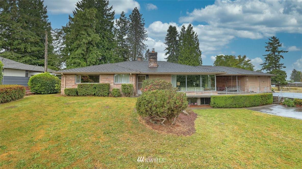 19415 108th Avenue - Photo 1