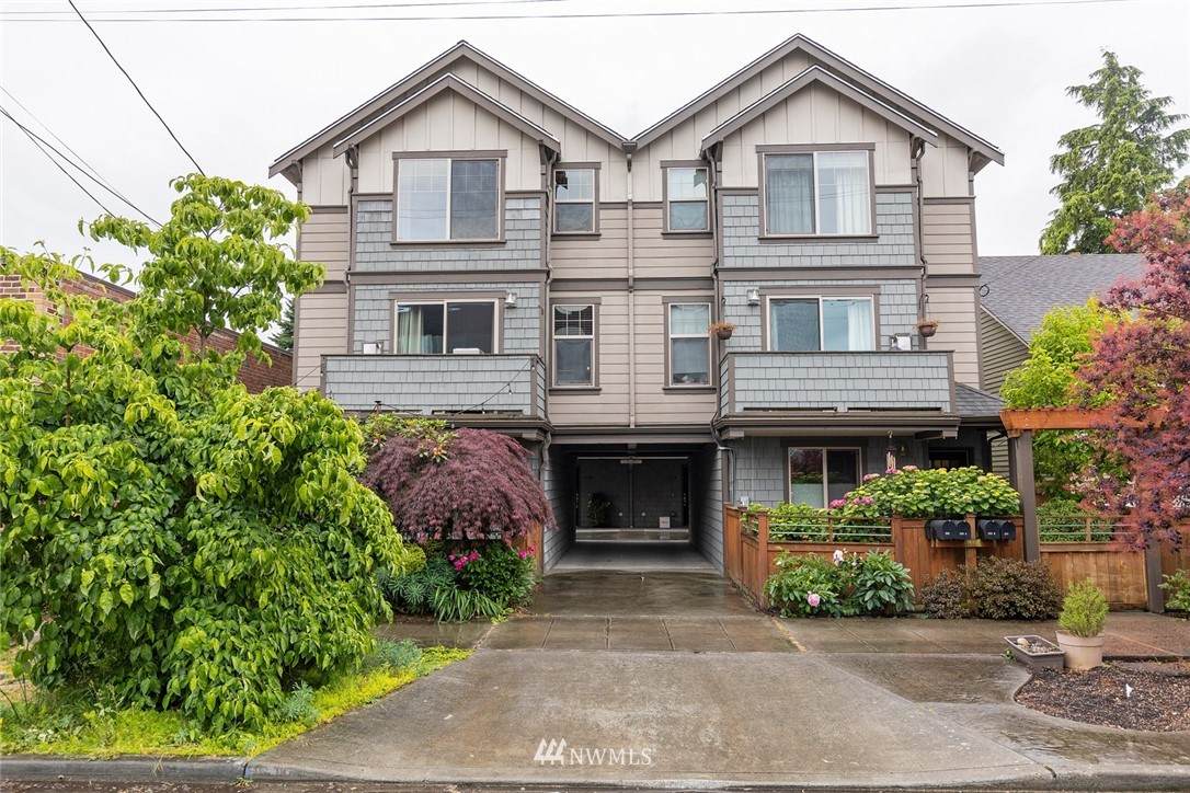 605 77th Street - Photo 1
