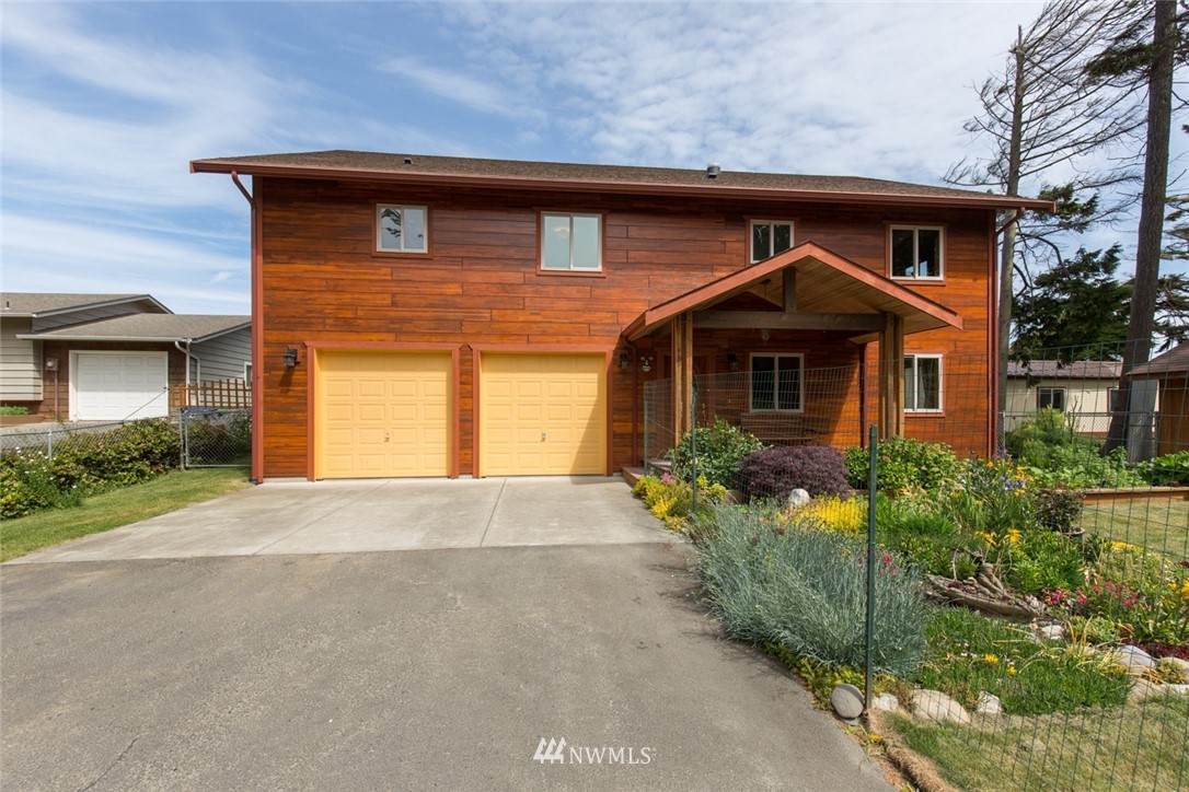 570 Bluff Drive - Photo 1