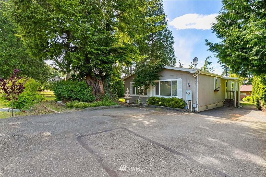 6990 Petticote Lane - Photo 1