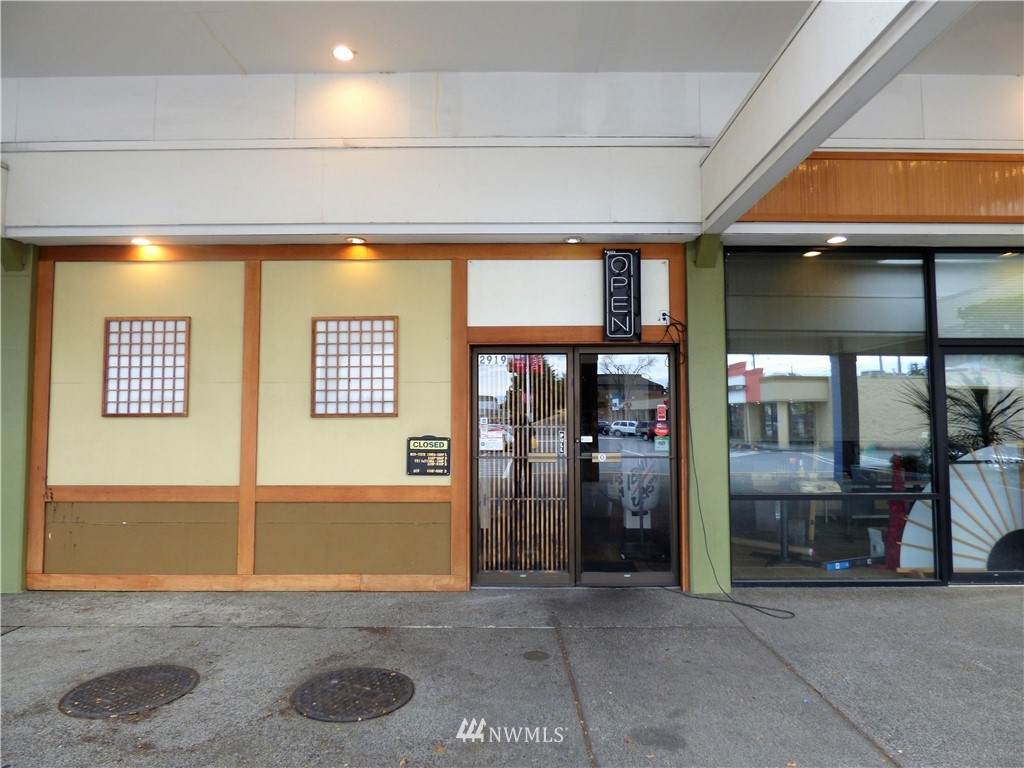 2919 38th Street - Photo 1