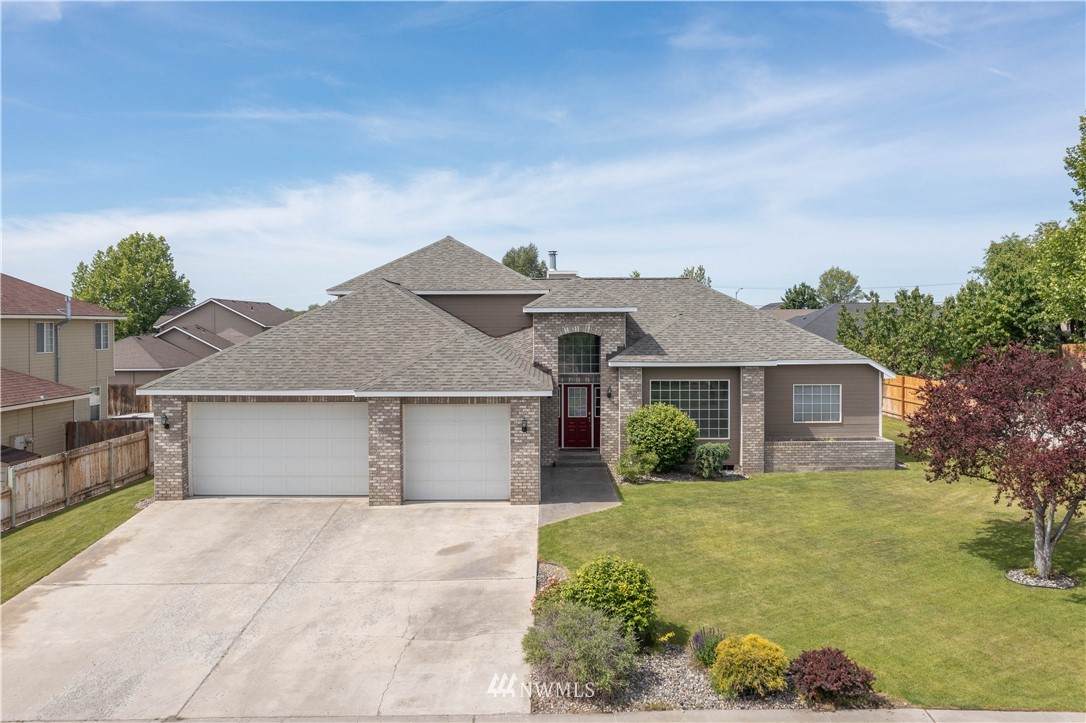 706 Schooner Court - Photo 1