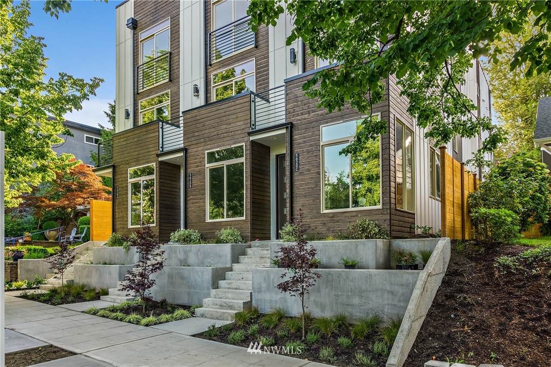 5620 California Avenue - Photo 1