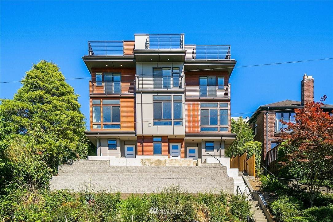 2116 9th Avenue - Photo 1