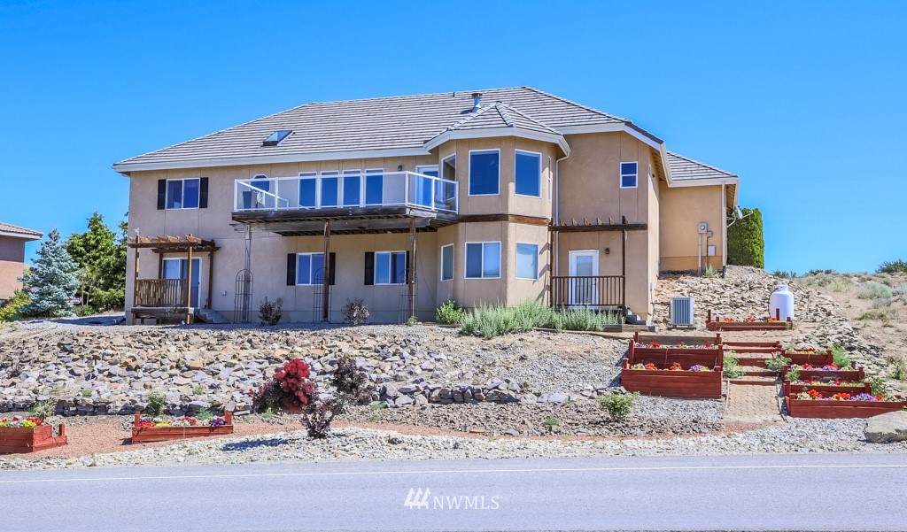 309 Desert View Place - Photo 1