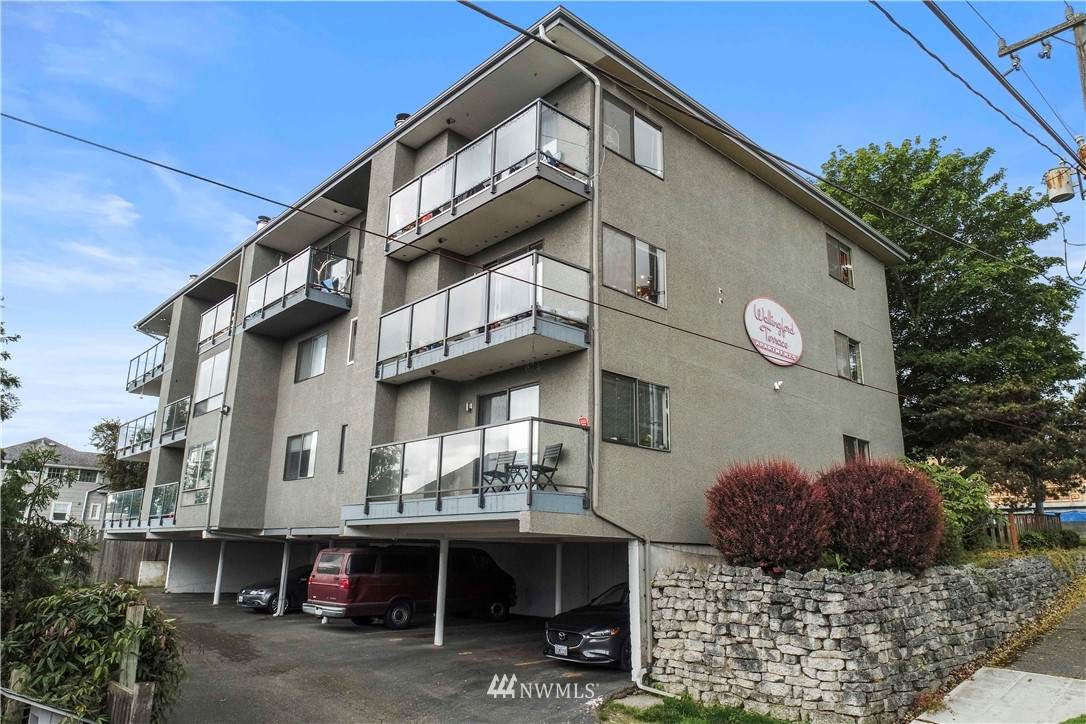 4710 Aurora Avenue - Photo 1