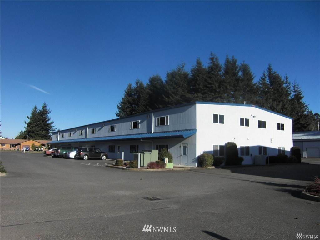 873 Hinotes Court - Photo 1