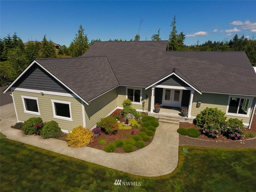 1033 Phillips Parkway - Photo 1