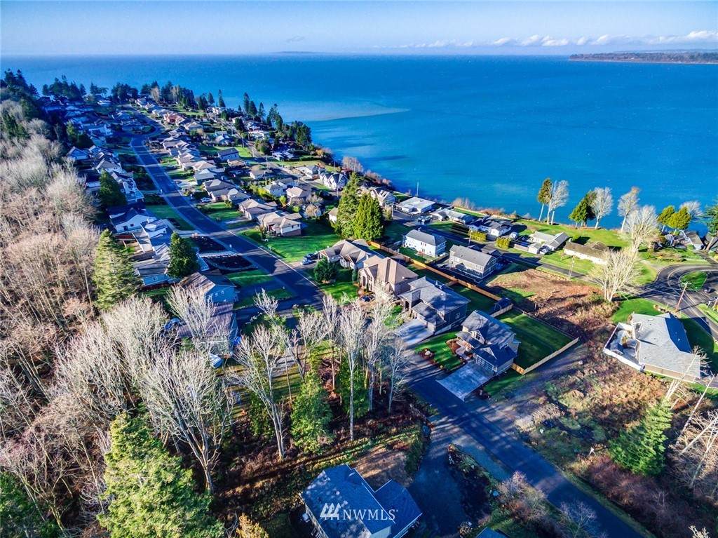 5523 Whitehorn Way - Photo 1