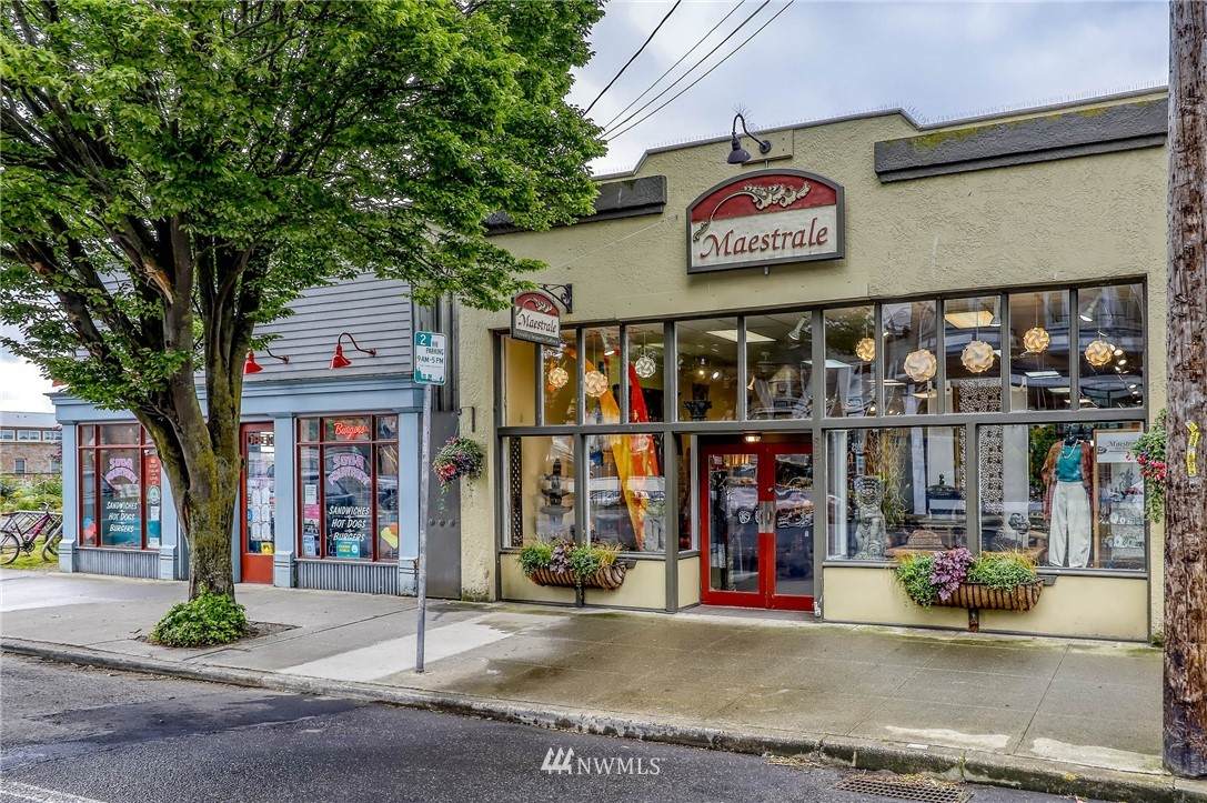 821 Water Street - Photo 1
