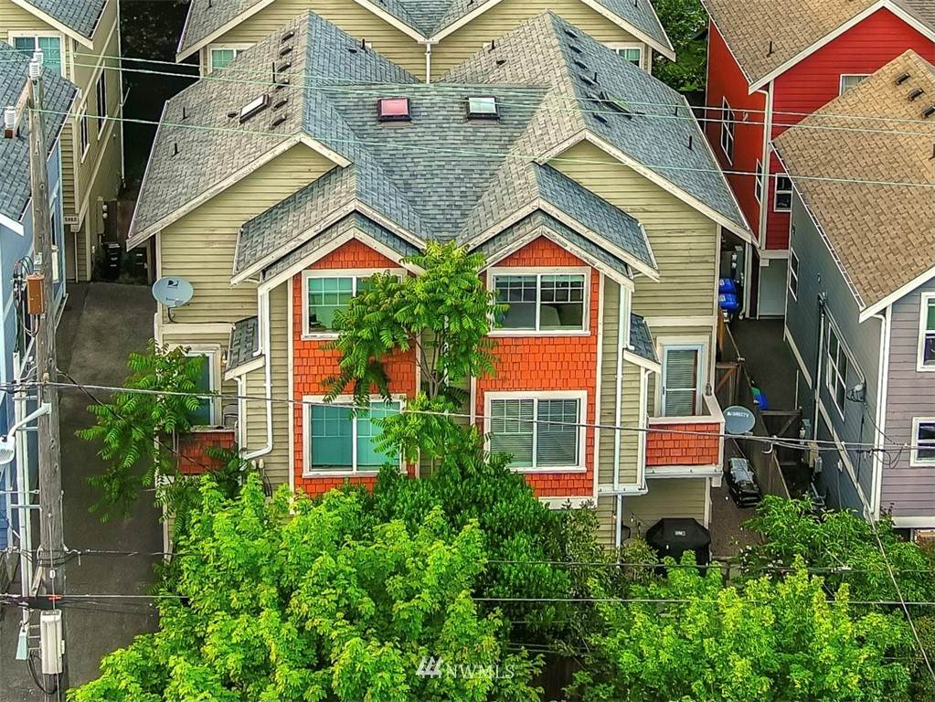 510 46th Street - Photo 1
