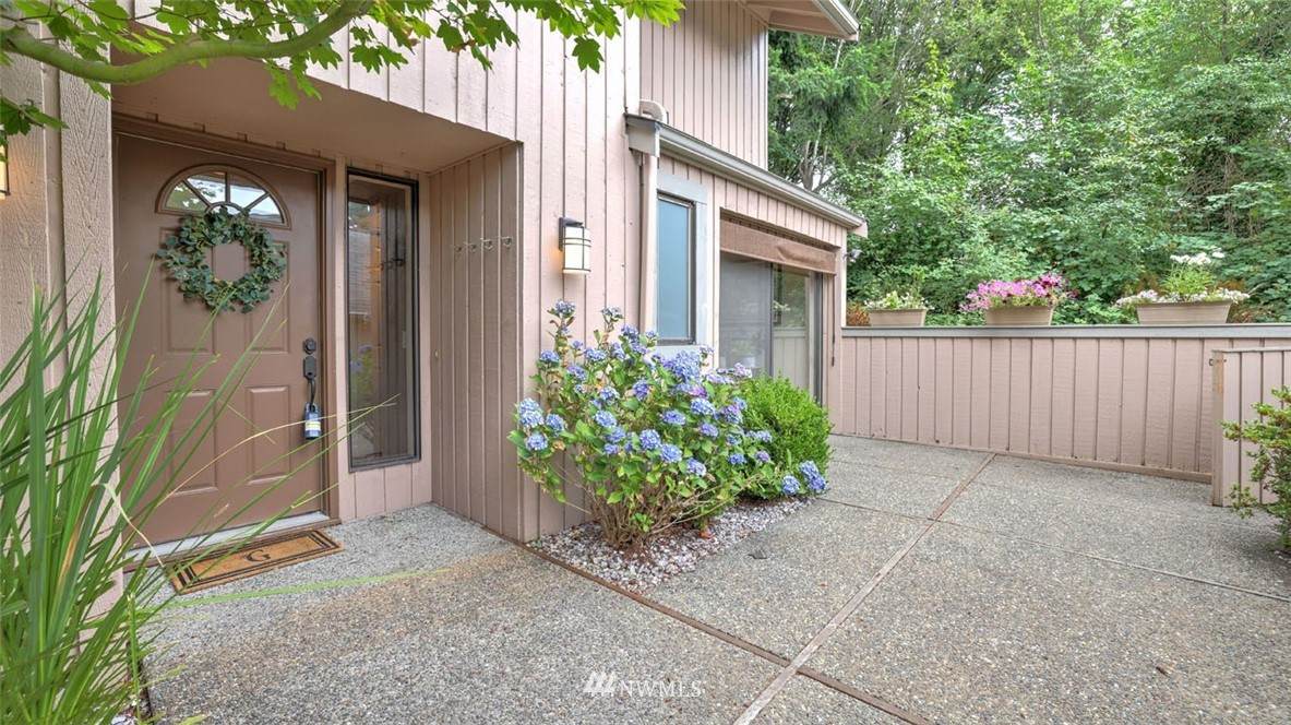 2904 Kennewick Place - Photo 1