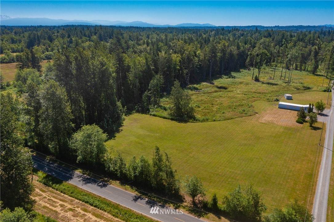 3205 Loomis Trail Road - Photo 1