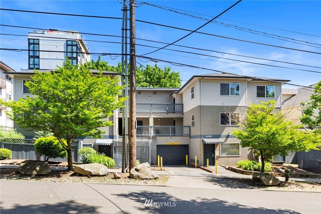 4236 7th Avenue - Photo 1
