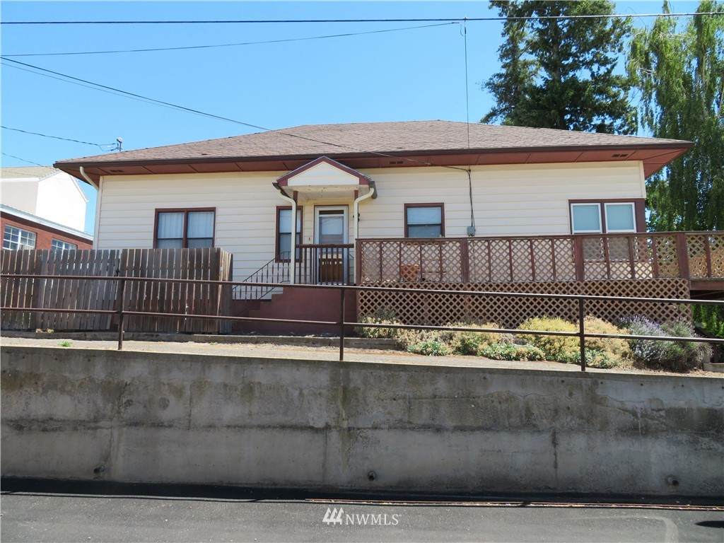 203 Washington Street - Photo 1
