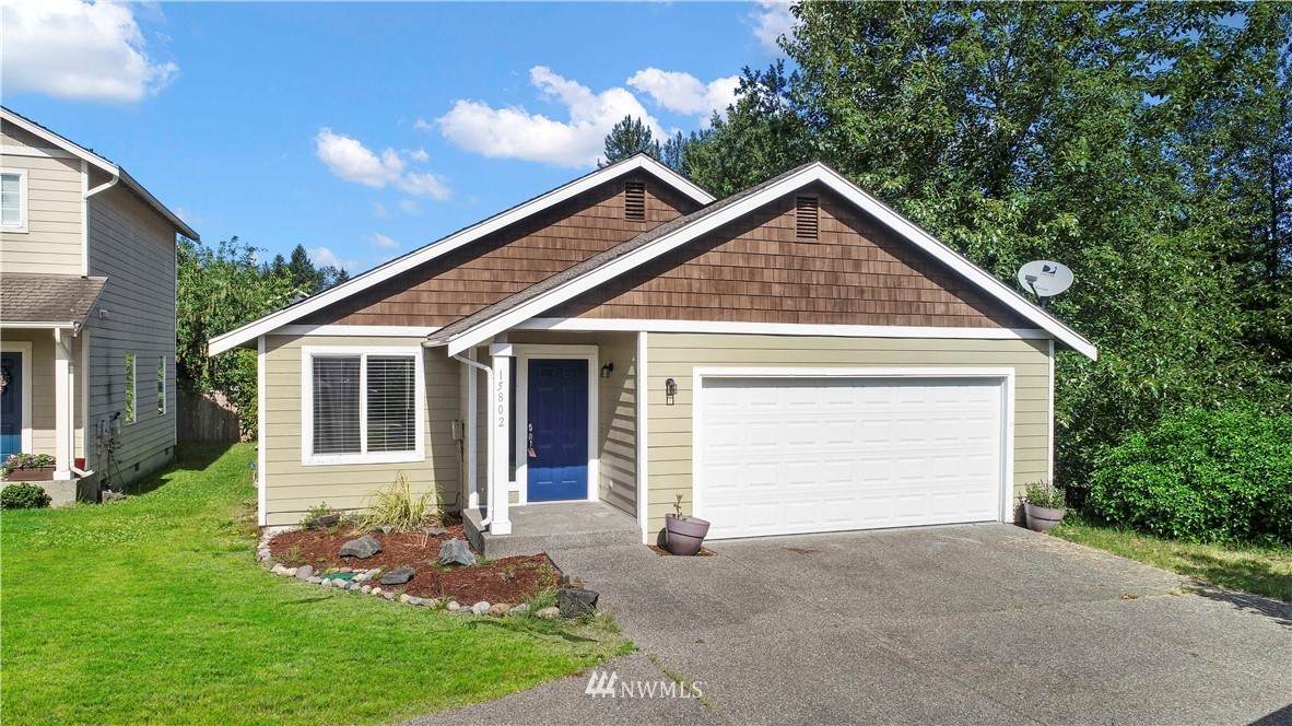 15802 129th Avenue - Photo 1