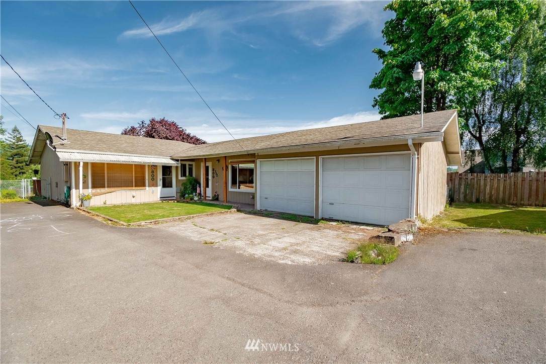800 20th Avenue - Photo 1