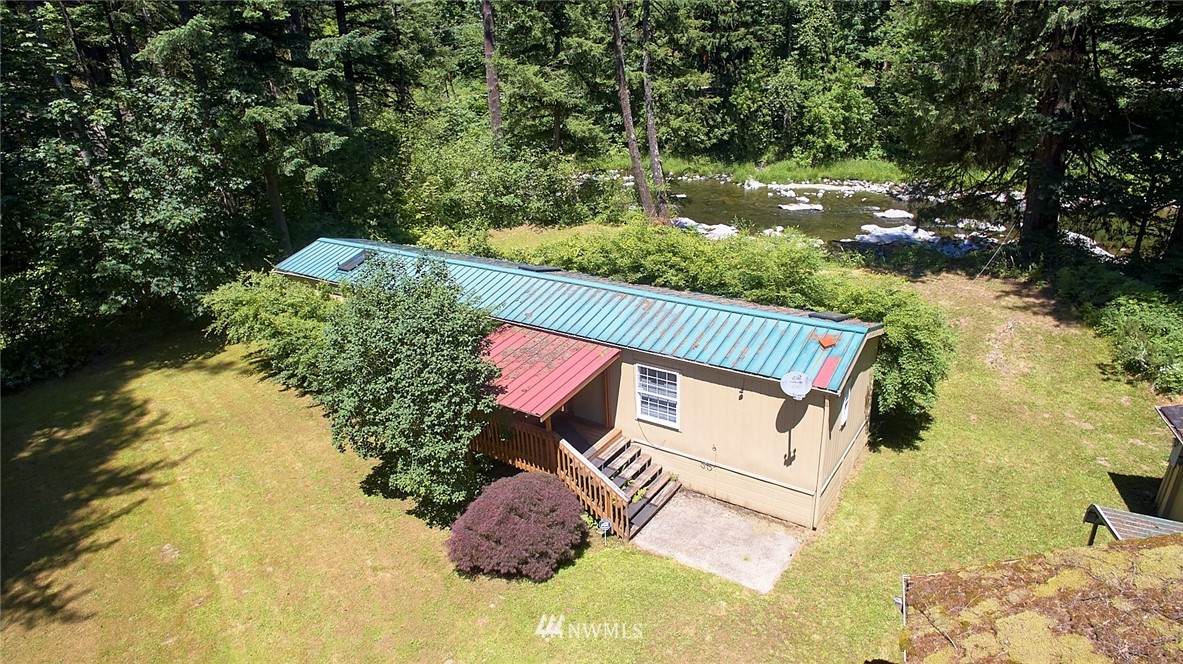 37925 Vernon Road - Photo 1