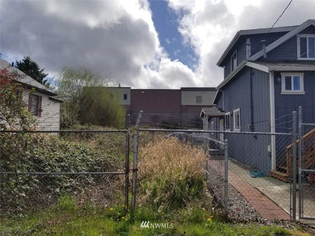 5153 Director Street - Photo 1