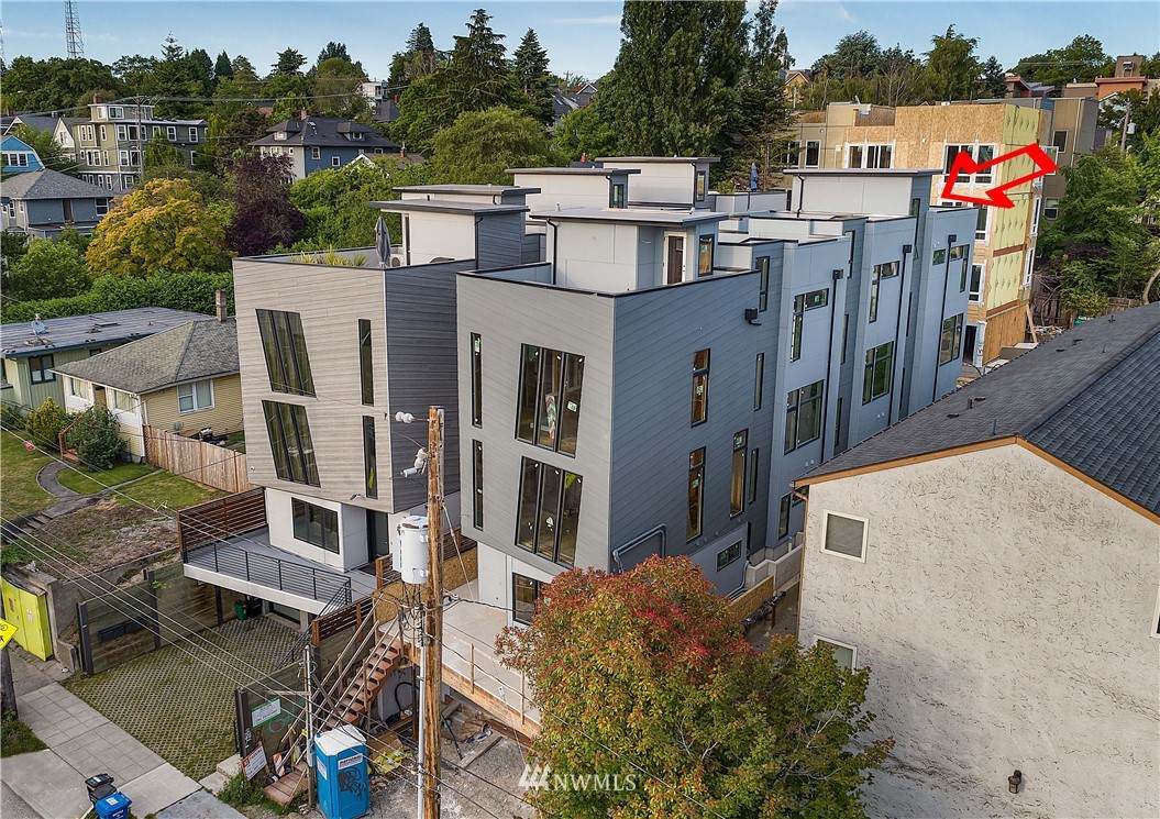 708 14th Avenue - Photo 1
