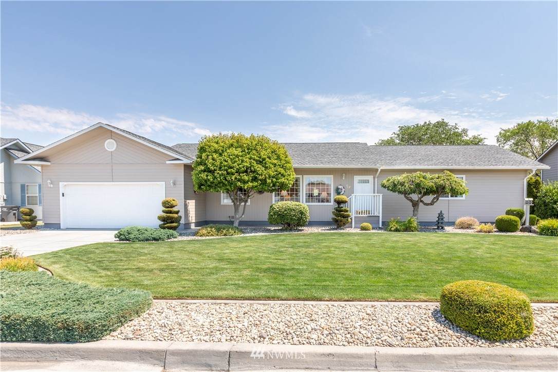56 Summitview Drive - Photo 1
