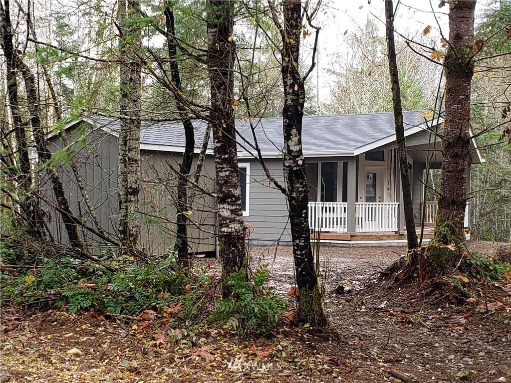 5460 Lynch Road - Photo 1