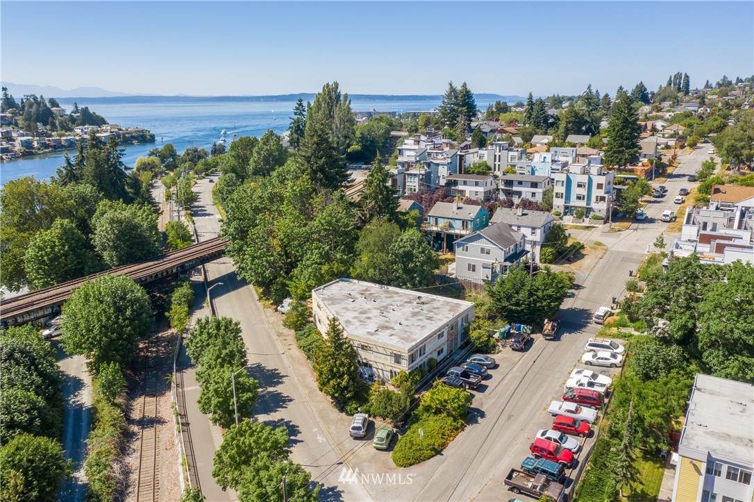 5401 34th Avenue - Photo 1