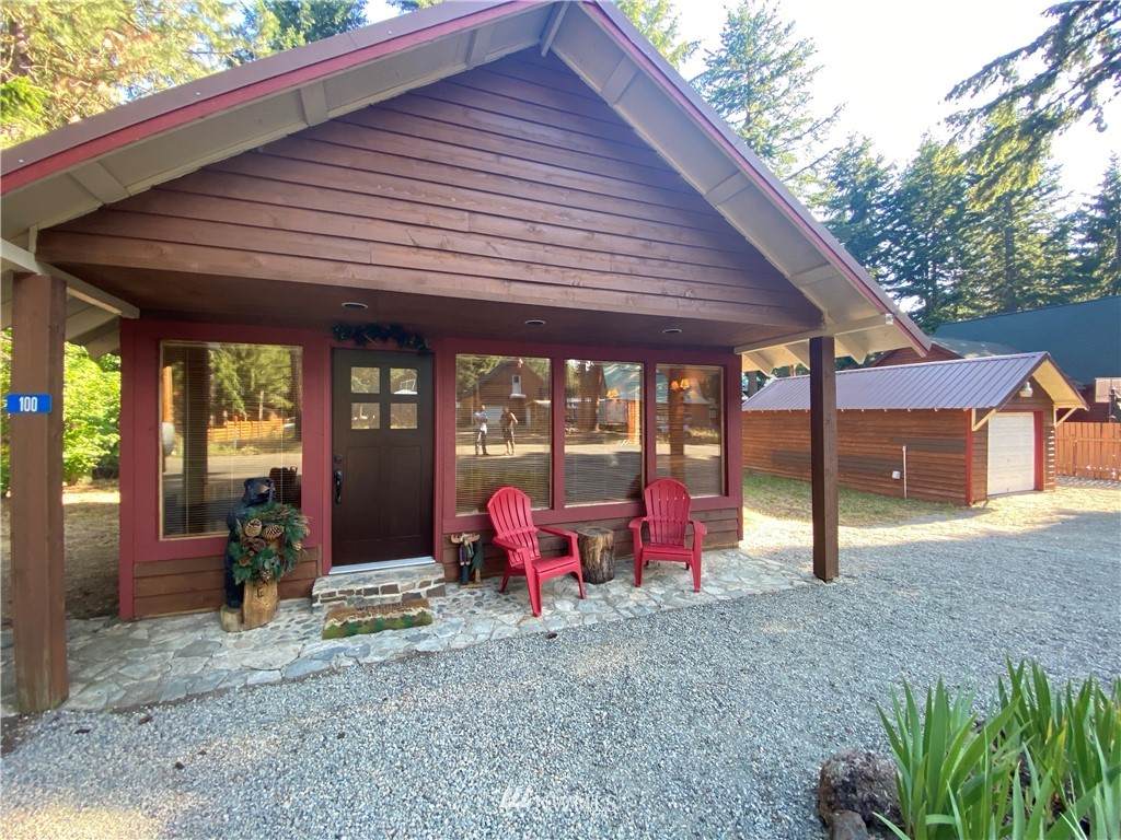 100 Spruce Lane - Photo 1