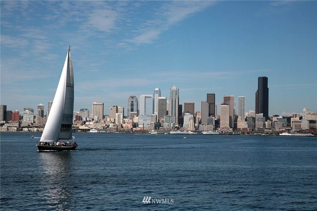2163 Harbor Avenue - Photo 1