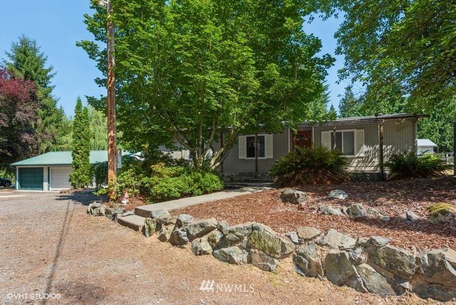 8127 Wade Road - Photo 1