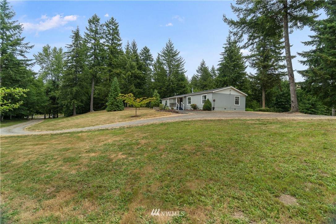 6615 101st Avenue - Photo 1