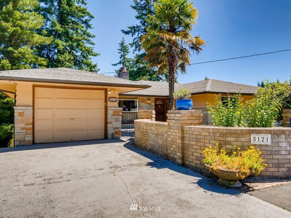 5121 Beaumont Drive - Photo 1