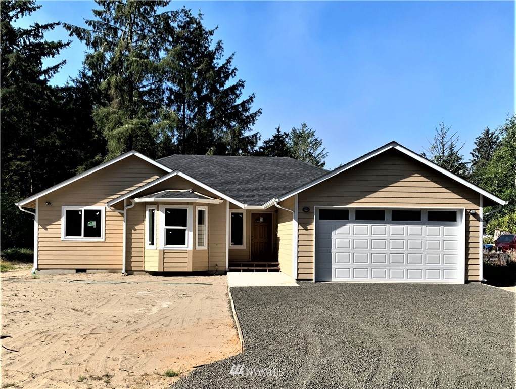 409 Snahapish Avenue - Photo 1